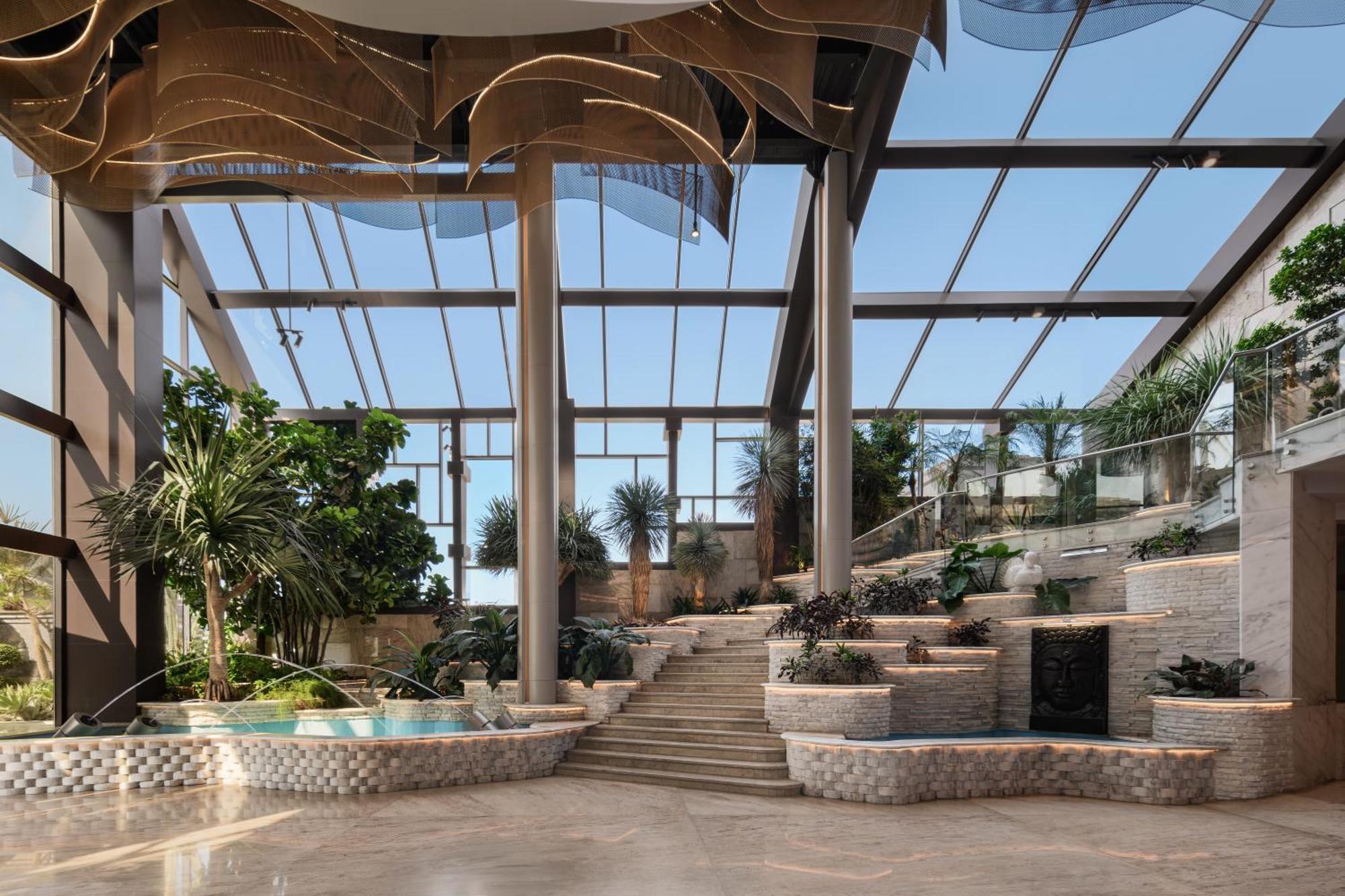 Mirage Hotel & Conference Center Alexandrie Extérieur photo The interior of the new building
